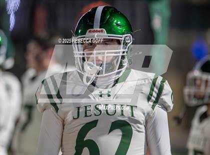 Thumbnail 3 in Dickinson vs. Strake Jesuit (UIL Football 6A D1 Regional) photogallery.