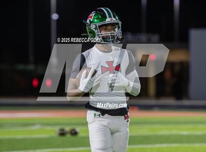 Thumbnail 3 in Dickinson vs. Strake Jesuit (UIL Football 6A D1 Regional) photogallery.