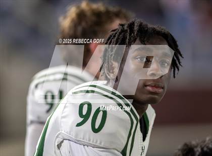 Thumbnail 1 in Dickinson vs. Strake Jesuit (UIL Football 6A D1 Regional) photogallery.