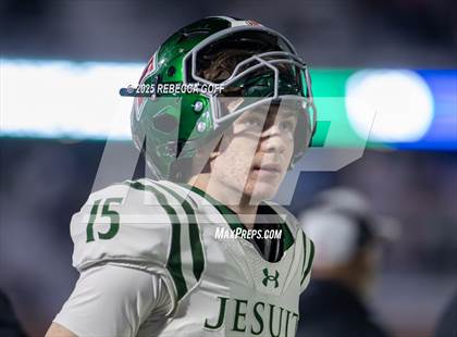 Thumbnail 1 in Dickinson vs. Strake Jesuit (UIL Football 6A D1 Regional) photogallery.