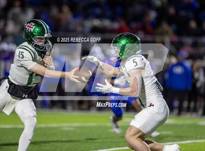 Thumbnail 1 in Dickinson vs. Strake Jesuit (UIL Football 6A D1 Regional) photogallery.