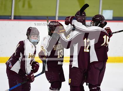 Thumbnail 1 in Sheehan @ Westhill/Stamford photogallery.