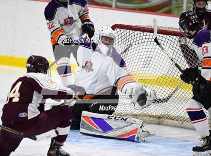 Thumbnail 1 in Sheehan @ Westhill/Stamford photogallery.
