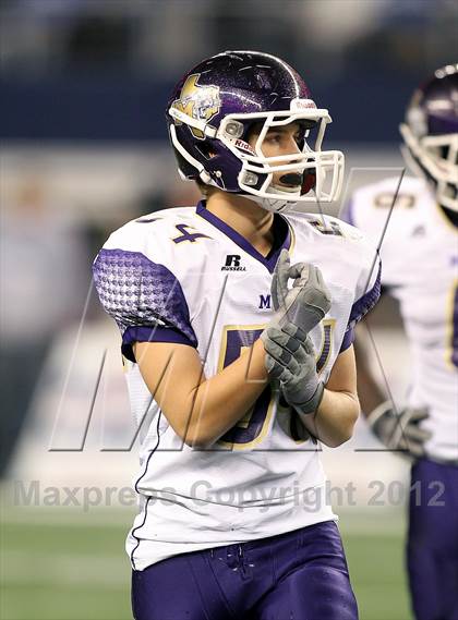 Thumbnail 3 in Mart vs. Stamford (UIL 1A Division 1 Final) photogallery.