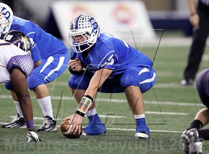 Thumbnail 3 in Mart vs. Stamford (UIL 1A Division 1 Final) photogallery.