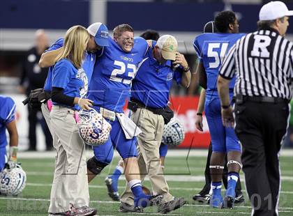 Thumbnail 3 in Mart vs. Stamford (UIL 1A Division 1 Final) photogallery.