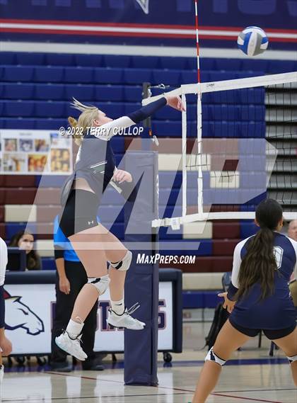 Thumbnail 1 in Copper Hills @ Herriman photogallery.