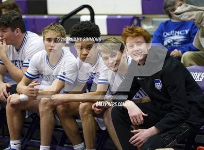 Thumbnail 3 in Quincy vs. Belleville East photogallery.