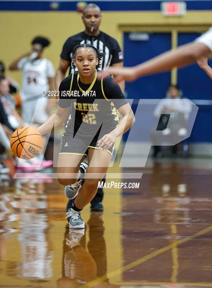 Thumbnail 1 in Gray's Creek vs. South View (2023 Cumberland County Schools Holiday Classic Tournament) photogallery.