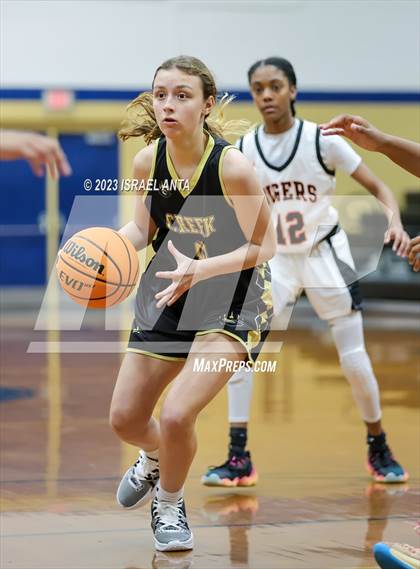 Thumbnail 3 in Gray's Creek vs. South View (2023 Cumberland County Schools Holiday Classic Tournament) photogallery.