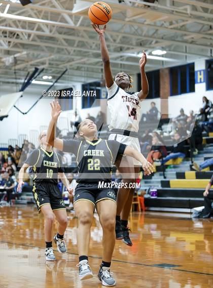 Thumbnail 1 in Gray's Creek vs. South View (2023 Cumberland County Schools Holiday Classic Tournament) photogallery.