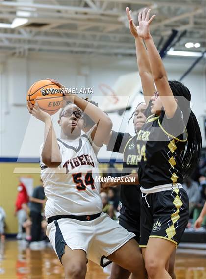 Thumbnail 2 in Gray's Creek vs. South View (2023 Cumberland County Schools Holiday Classic Tournament) photogallery.