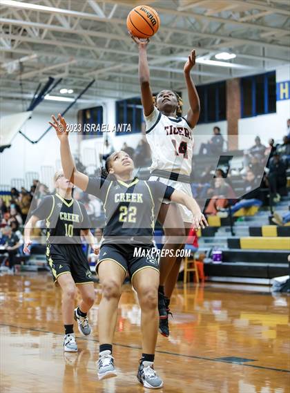 Thumbnail 3 in Gray's Creek vs. South View (2023 Cumberland County Schools Holiday Classic Tournament) photogallery.