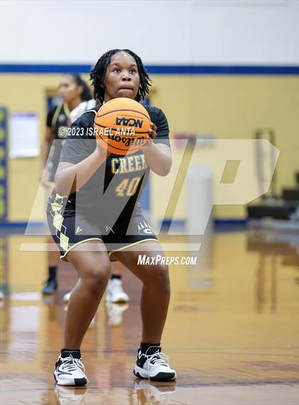 Thumbnail 2 in Gray's Creek vs. South View (2023 Cumberland County Schools Holiday Classic Tournament) photogallery.