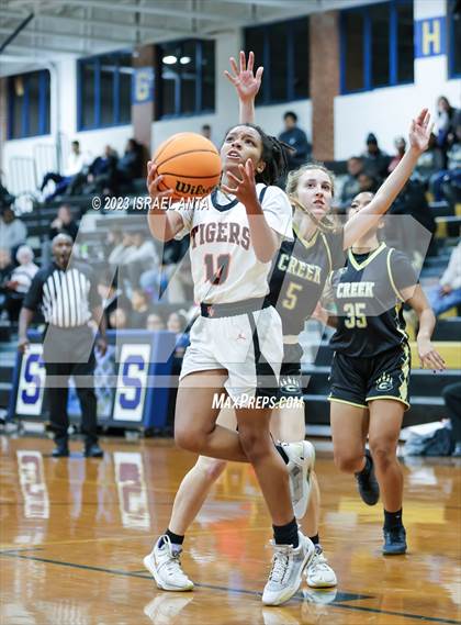 Thumbnail 1 in Gray's Creek vs. South View (2023 Cumberland County Schools Holiday Classic Tournament) photogallery.