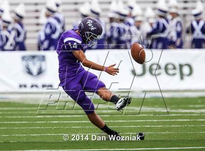 Thumbnail 3 in Lufkin vs. Curtis (Battle on the Border) photogallery.