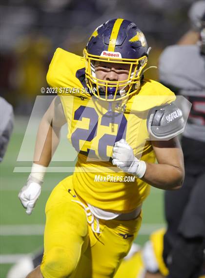 Thumbnail 1 in Centennial vs. Punahou (Honor Bowl) photogallery.