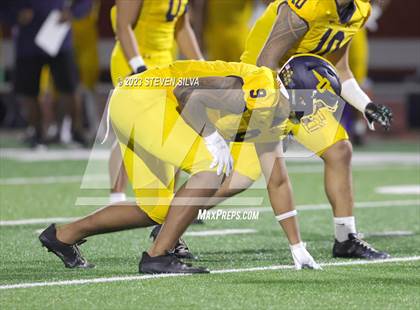Thumbnail 1 in Centennial vs. Punahou (Honor Bowl) photogallery.