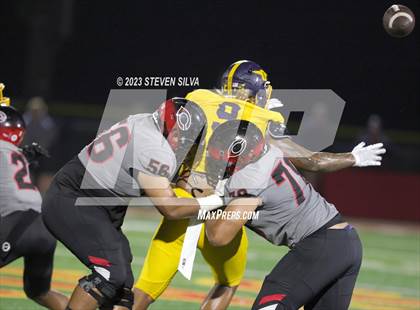 Thumbnail 1 in Centennial vs. Punahou (Honor Bowl) photogallery.