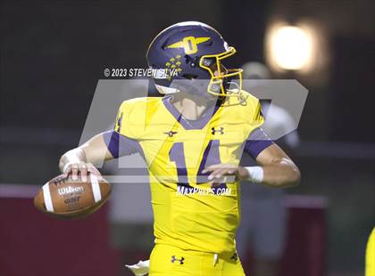 Thumbnail 3 in Centennial vs. Punahou (Honor Bowl) photogallery.