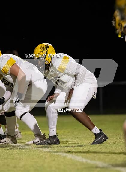 Thumbnail 3 in Highland Prep @ Tanque Verde photogallery.