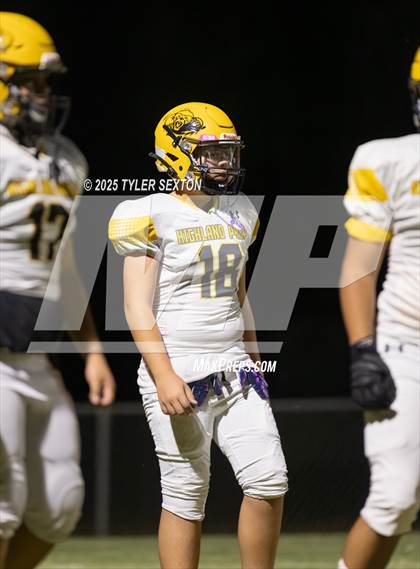 Thumbnail 3 in Highland Prep @ Tanque Verde photogallery.