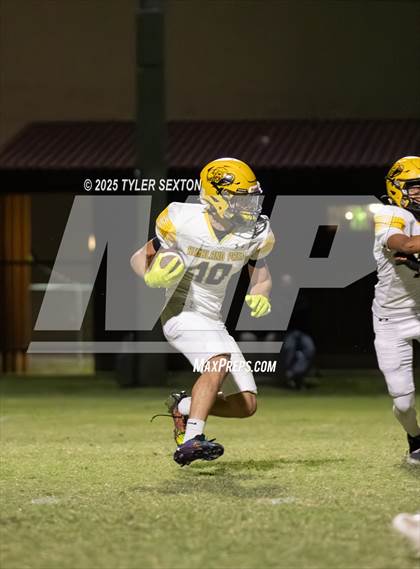 Thumbnail 2 in Highland Prep @ Tanque Verde photogallery.