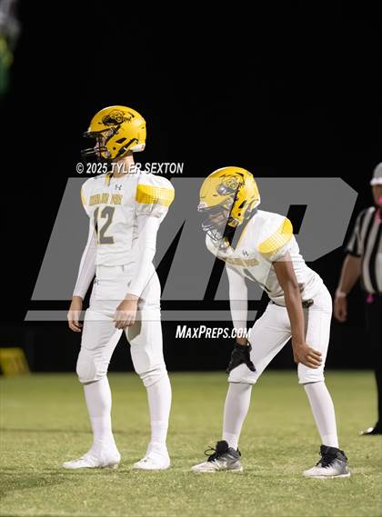 Thumbnail 2 in Highland Prep @ Tanque Verde photogallery.