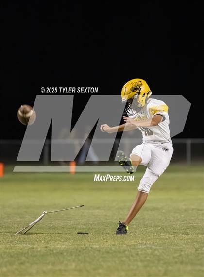 Thumbnail 2 in Highland Prep @ Tanque Verde photogallery.