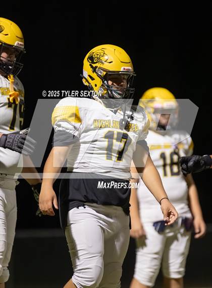 Thumbnail 1 in Highland Prep @ Tanque Verde photogallery.
