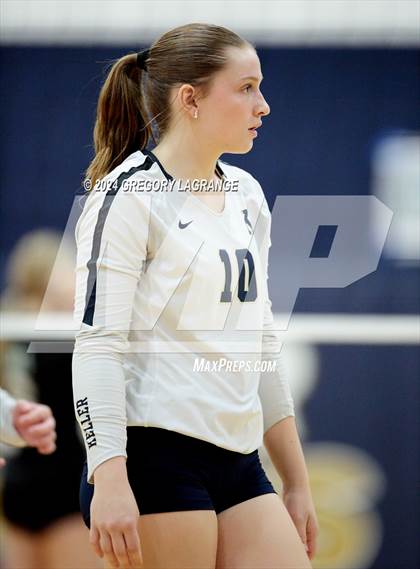 Thumbnail 3 in Southlake Carroll vs Keller photogallery.