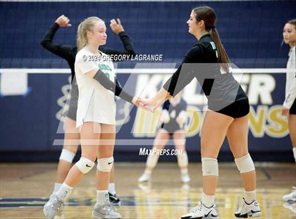 Thumbnail 2 in Southlake Carroll vs Keller photogallery.