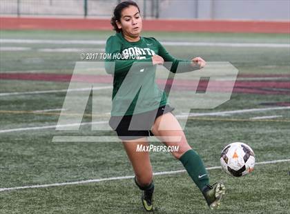Thumbnail 1 in Claremont vs. Bonita (Claremont Tournament) photogallery.