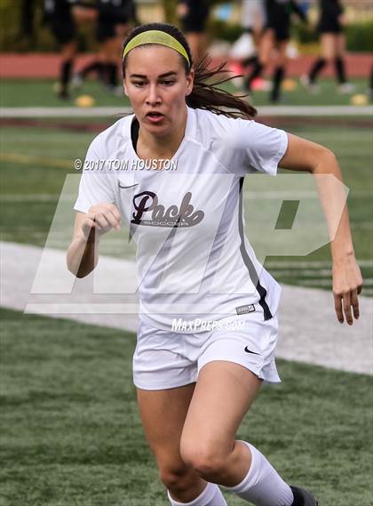 Thumbnail 3 in Claremont vs. Bonita (Claremont Tournament) photogallery.