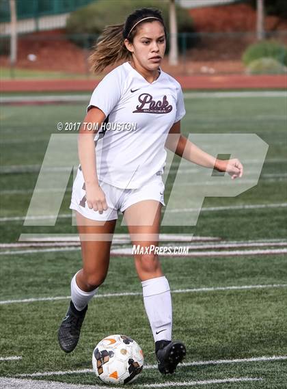 Thumbnail 3 in Claremont vs. Bonita (Claremont Tournament) photogallery.