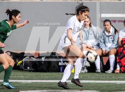 Thumbnail 3 in Claremont vs. Bonita (Claremont Tournament) photogallery.