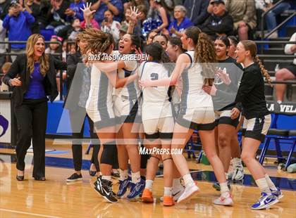 Thumbnail 3 in Vela vs. Harlingen South (UIL 5A Region IV D1 BI-District Basketball) photogallery.