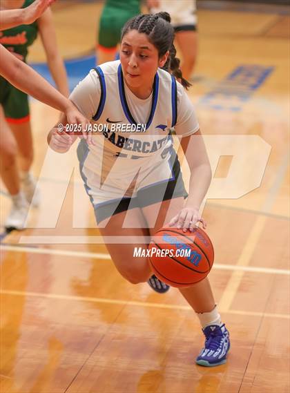 Thumbnail 3 in Vela vs. Harlingen South (UIL 5A Region IV D1 BI-District Basketball) photogallery.