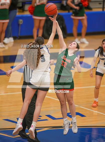Thumbnail 1 in Vela vs. Harlingen South (UIL 5A Region IV D1 BI-District Basketball) photogallery.