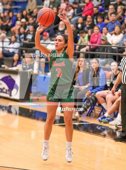 Thumbnail 3 in Vela vs. Harlingen South (UIL 5A Region IV D1 BI-District Basketball) photogallery.