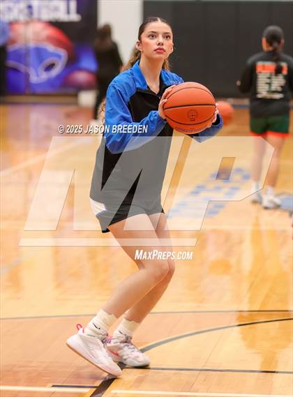 Thumbnail 2 in Vela vs. Harlingen South (UIL 5A Region IV D1 BI-District Basketball) photogallery.