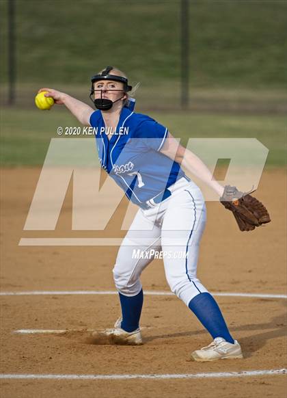 Thumbnail 2 in Warren County vs. Madison County photogallery.