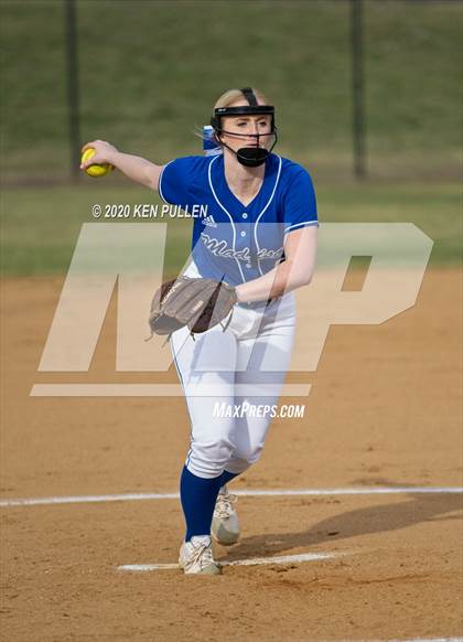 Thumbnail 2 in Warren County vs. Madison County photogallery.