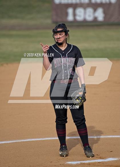 Thumbnail 2 in Warren County vs. Madison County photogallery.