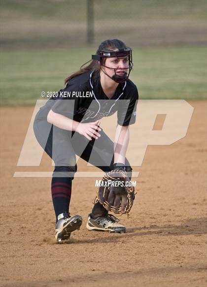 Thumbnail 1 in Warren County vs. Madison County photogallery.