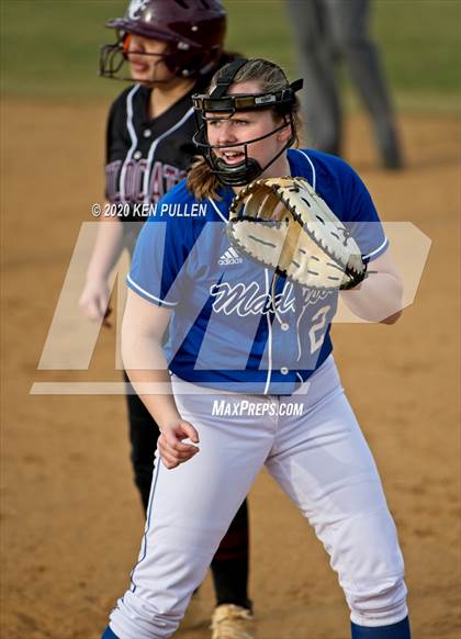 Thumbnail 2 in Warren County vs. Madison County photogallery.
