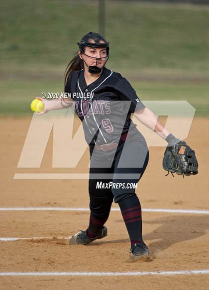 Thumbnail 3 in Warren County vs. Madison County photogallery.