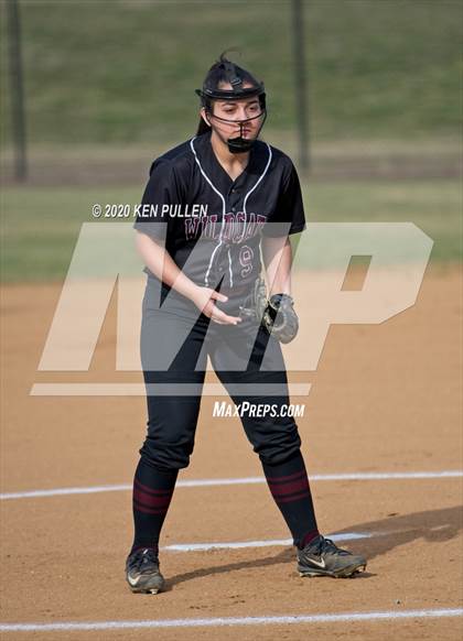 Thumbnail 1 in Warren County vs. Madison County photogallery.