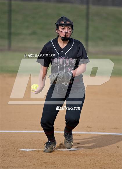 Thumbnail 1 in Warren County vs. Madison County photogallery.