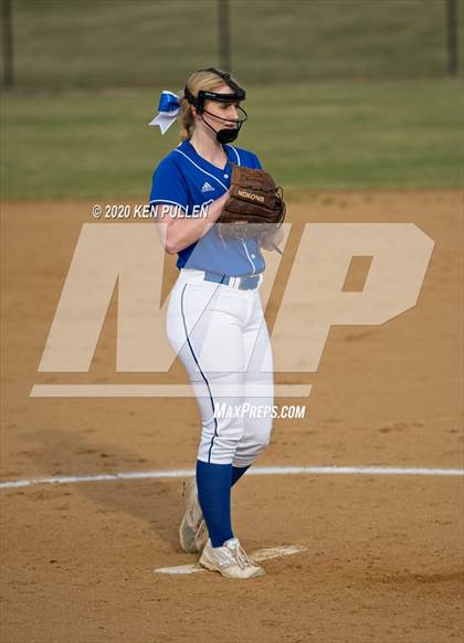 Thumbnail 2 in Warren County vs. Madison County photogallery.